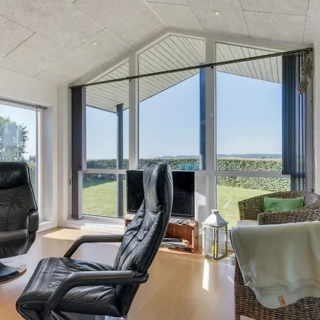Holiday home Myrte - 500m From The Sea In Se Jutland By Interhome